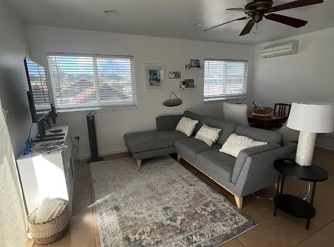 Kailani Loft, Kailua Coconut Grove 1-Bedroom